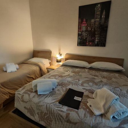גאלארטה Mc Fly Rooms Malpensa Airport מראה חיצוני תמונה