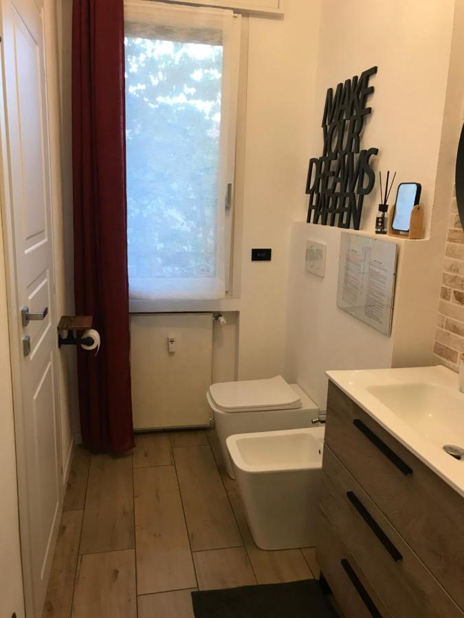 גאלארטה Mc Fly Rooms Malpensa Airport מראה חיצוני תמונה