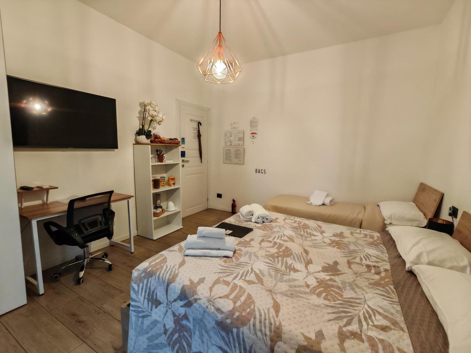 גאלארטה Mc Fly Rooms Malpensa Airport מראה חיצוני תמונה